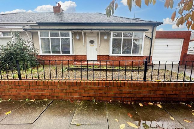 2-bed bungalow on Derby Crescent, Hebburn, £850/mo