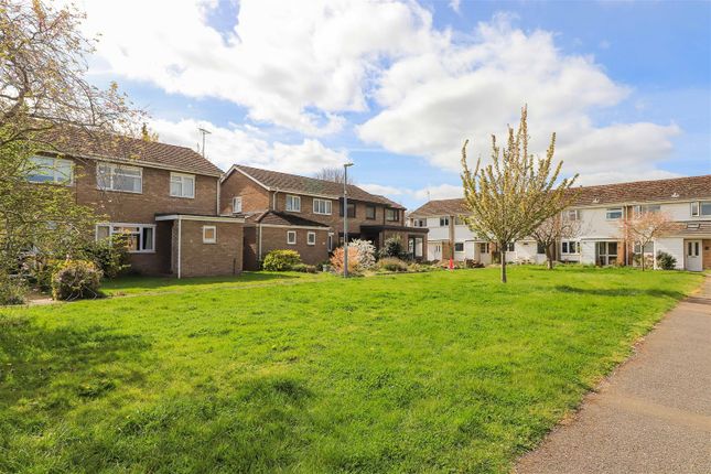22, Shirley Close, Cambridge photo 2