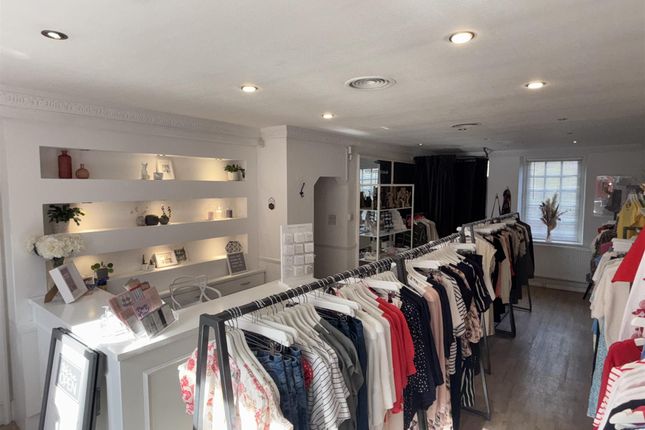Thumbnail Commercial property for sale in Retail LS18, Horsforth, West Yorkshire