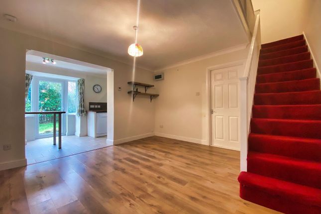 9, Furnace Way, Uckfield photo 2