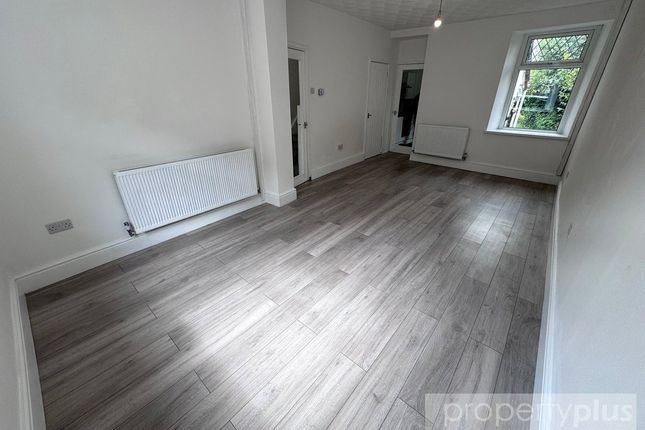 18, Eileen Place, Treorchy photo 4