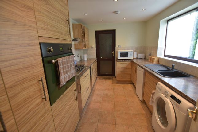 16, Alder Drive, Leeds photo 4