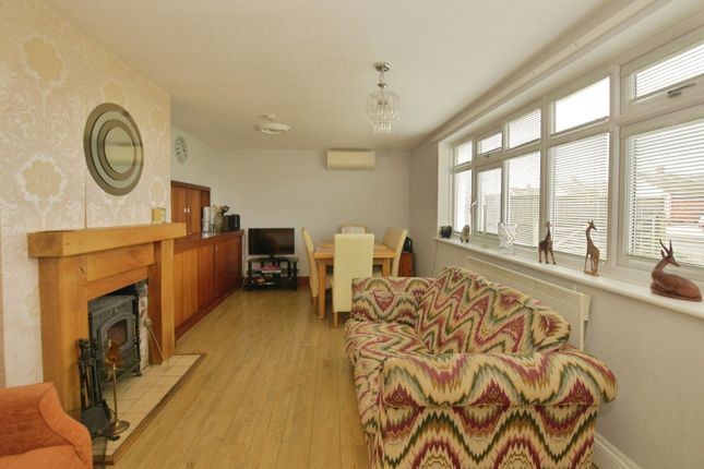 1, Woodland Way, Romney Marsh photo 3