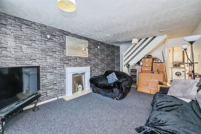 4, Larch Crescent, NOTTINGHAM photo 2