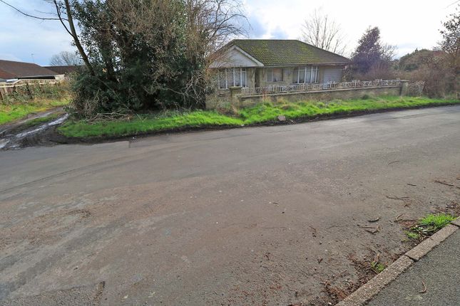 Detached bungalow for sale in Johnsons Lane, Crowle, Scunthorpe