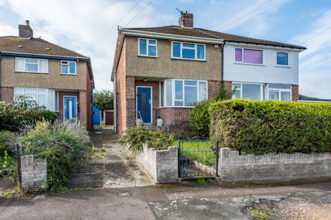 26 Maple Close External