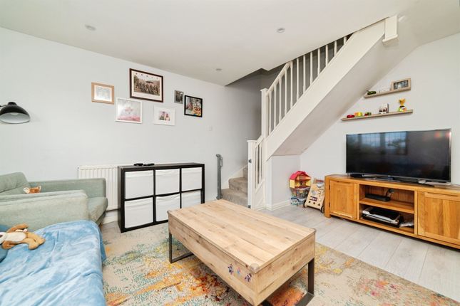 Stirling Way, Welwyn Garden City photo 4
