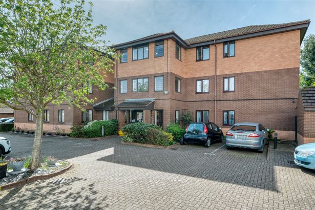 Flat for sale in Lydon Court, 2325, Coventry Road, Sheldon, Birmingham