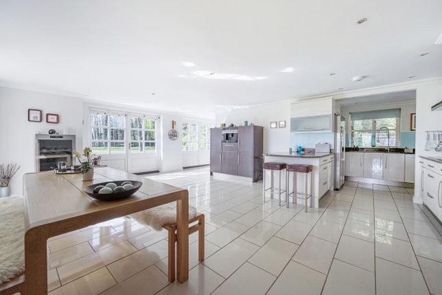 Park Lodge,, Standlake Road, Witney photo 3