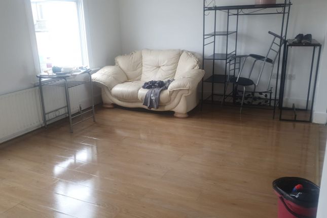 1 Bedroom Flat