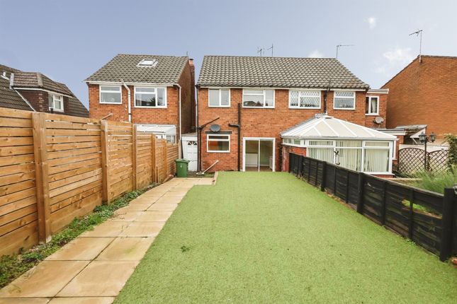 11, Brook Street, Kingswinford photo 2