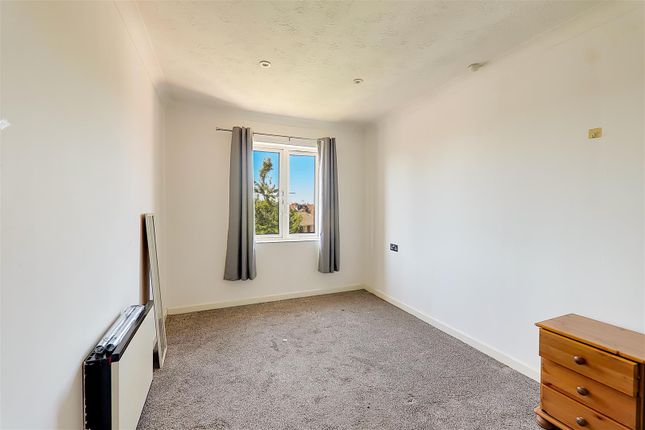 Flat 35, Homesteyne House 11-13, Broadwater Road, Worthing photo 5