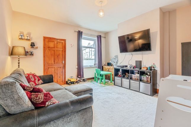 75, Morse Street, Lancashire photo 2