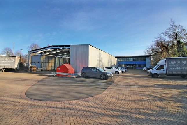 Thumbnail Warehouse to let in Frobisher Way, Hatfield