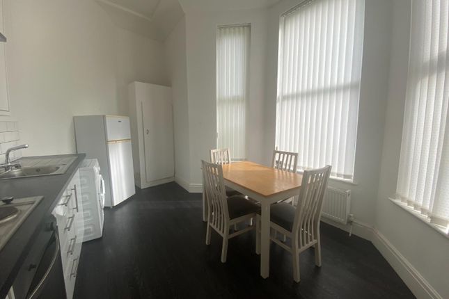 Apt 2, 42, Bentley Road, Toxteth photo 3