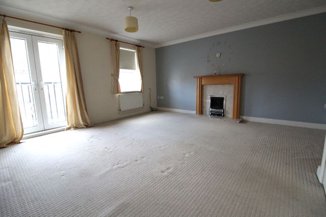 Semi-detached house for sale in Birchwood View, Gainsborough, Lincolnshire