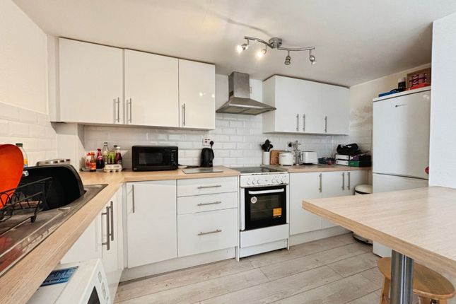 6A, Wellesley Villas, Wellesley Road, Ashford photo 2