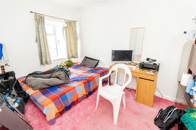 Flat for sale in Foundry Lane, Shirley, Southampton, Hampshire