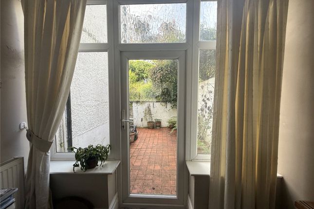 20, Long Oaks Avenue, Swansea photo 5