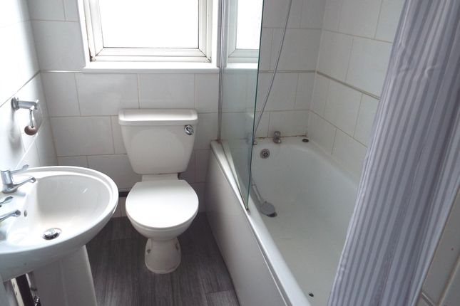 End terrace house for sale in May Street, Hull