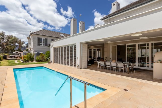 Detached house for sale in Mountainview Close, Somerset West, Cape Town, Western Cape, South Africa