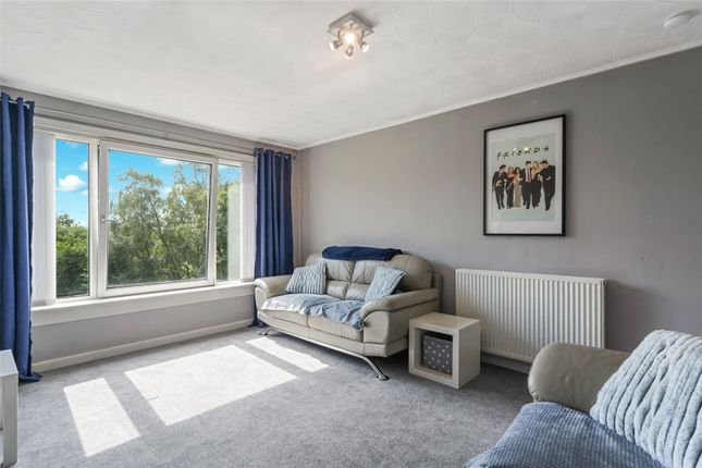 83, Morar Drive, Glasgow photo 4