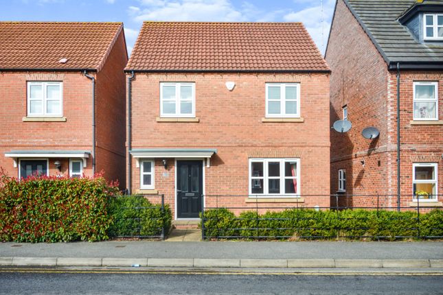 Thumbnail Detached house to rent in Runnymede Lane, Kingswood, Hull, Yorkshire