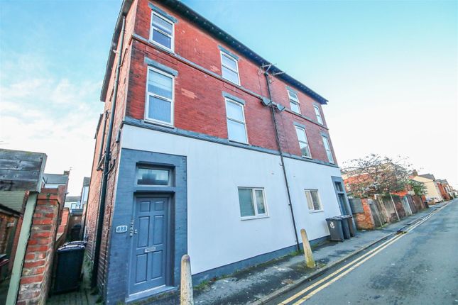 13 Stanley Street, Southport, Merseyside photo 2