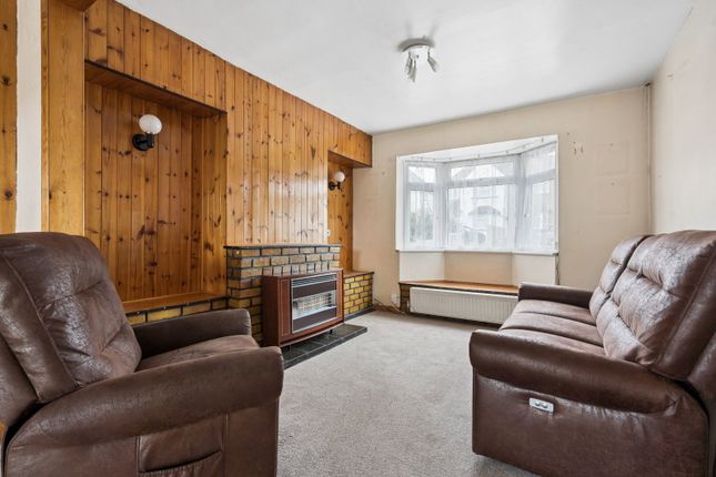 17, The Greenway, Rickmansworth photo 2
