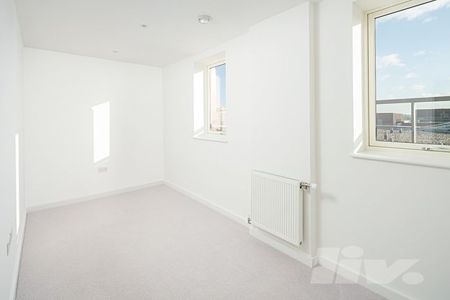 Flat for sale in Burnell Building, Fellows Square, Cricklewood