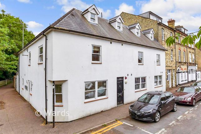 Red Lion House, High Street, Snodland photo 2
