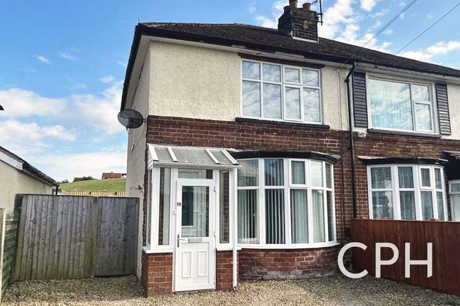 2-bed house on 12 Linden Road, Scarborough, £170,000