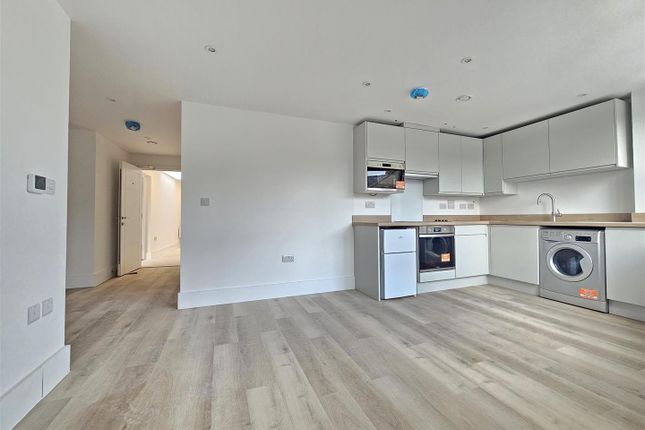 Flat 7, Mercia House, Market Square, Sandy photo 2