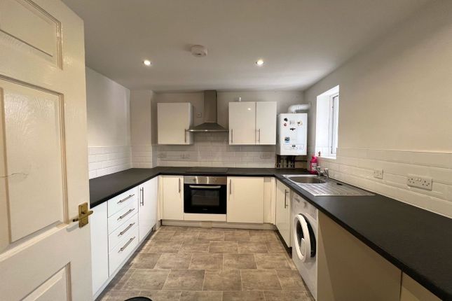 12b, Monk Street, Abergavenny photo 4