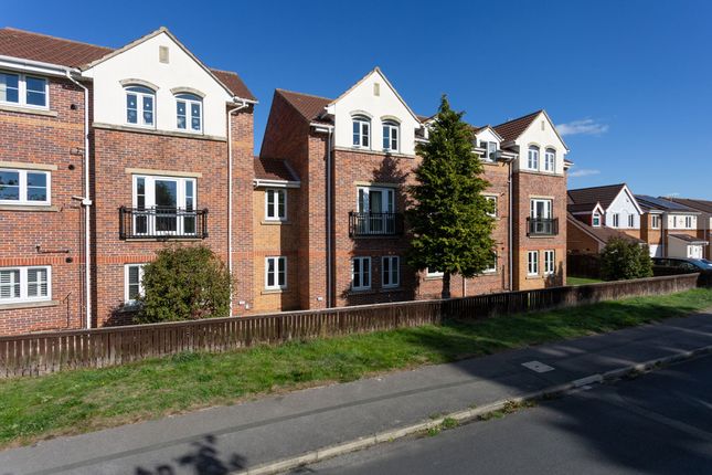 2-bed flat on 7 Ings Court, Esk Drive, York, £115,000