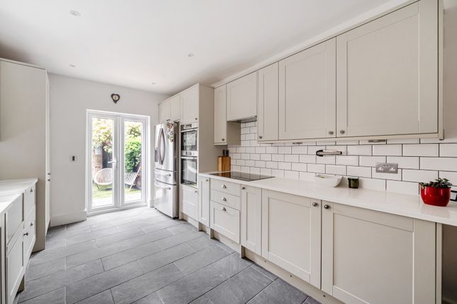 27, Caversham Road, Kingston Upon Thames photo 3