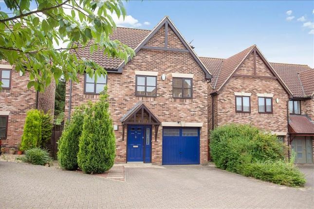 Image of 4 Wroxton Court, Westcroft, Milton Keynes, MK4 4BG