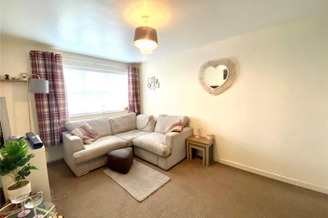 9, Cooke Street, Stockport photo 3