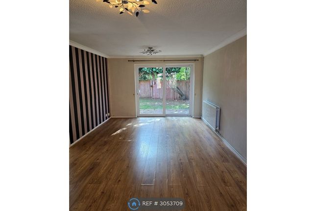 Wakefield Close, Neath Hill, Milton Keynes photo 5