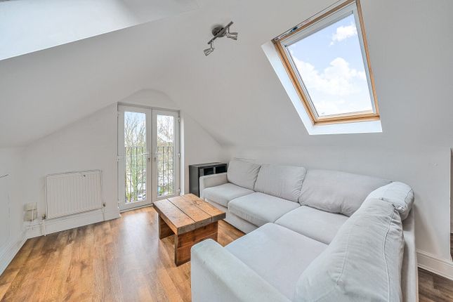 Flat J, 43, Central Hill, London photo 4