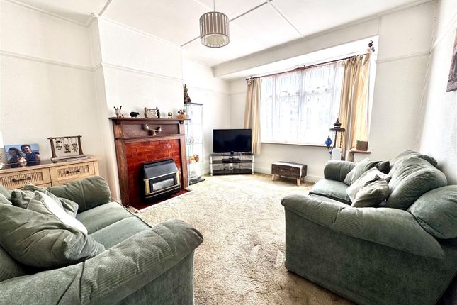 4, Fairlawn Avenue, Bexleyheath photo 2
