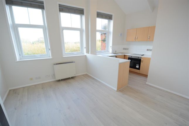 Flat 7, Station House, Selby photo 4