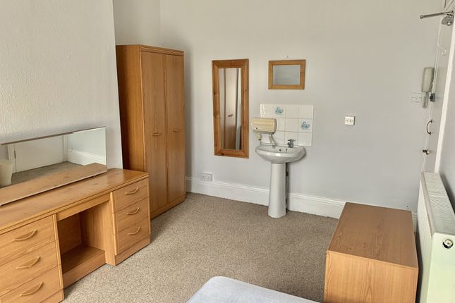 Thumbnail Room to rent in 11 Molesworth Road, Stoke, Plymouth