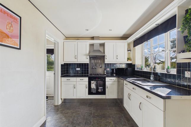 39, Caldey Gardens, Ingleby Barwick photo 4