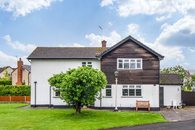 Thumbnail Cottage for sale in Brook Road, Fairfield, Bromsgrove, Worcestershire