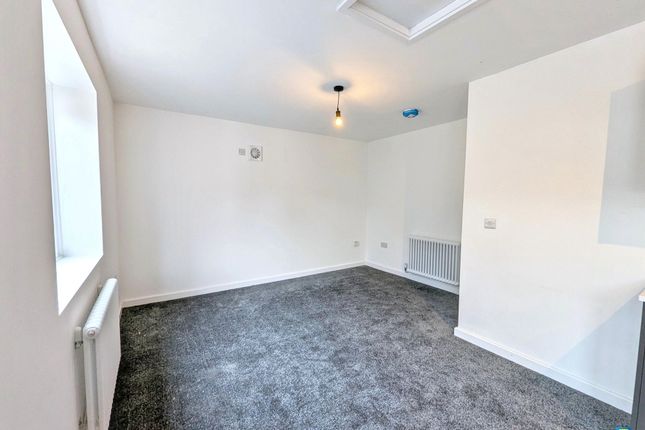 11B, Hope Street, Crook photo 2