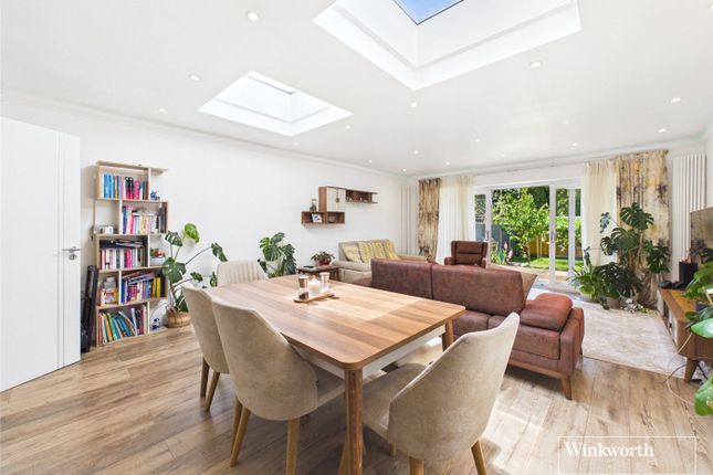 189, Booth Road, London photo 3