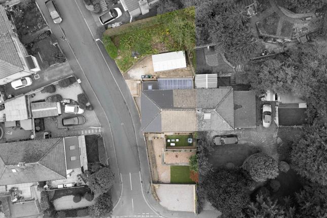 244, Saddleworth Road, Halifax photo 4