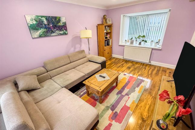29, Poplar Road, Corby photo 3