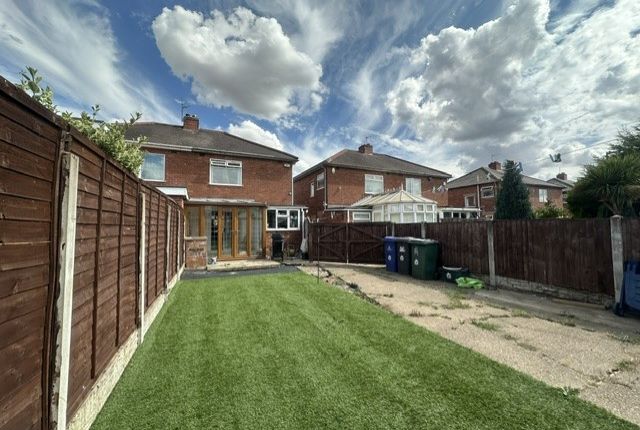 30, Drake Road, DONCASTER photo 2